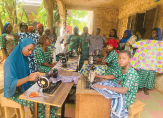 Apprentissage de métiers: une autre vie pour des femmes et filles vulnérables
