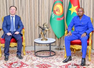 𝐂𝐨𝐨𝐩𝐞́𝐫𝐚𝐭𝐢𝐨𝐧 𝐬𝐢𝐧𝐨-𝐛𝐮𝐫𝐤𝐢𝐧𝐚𝐛𝐞̀ : 𝐥’𝐚𝐦𝐛𝐚𝐬𝐬𝐚𝐝𝐞𝐮𝐫 𝐋𝐮 𝐒𝐡𝐚𝐧 𝐞𝐧 𝐟𝐢𝐧 𝐝𝐞 𝐦𝐢𝐬𝐬𝐢𝐨𝐧