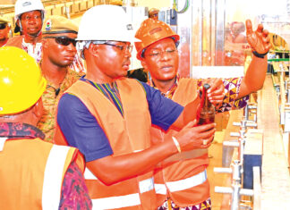 Relance de l’usine BRAFASO : le Premier ministre sur le chantier