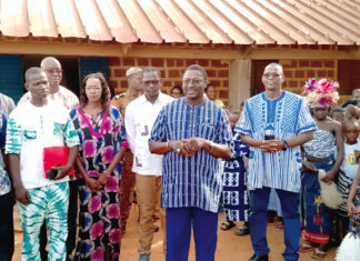 Préparatifs des examens scolaires 2025 : le ministre Dingara encourage les acteurs à Bobo-Dioulasso