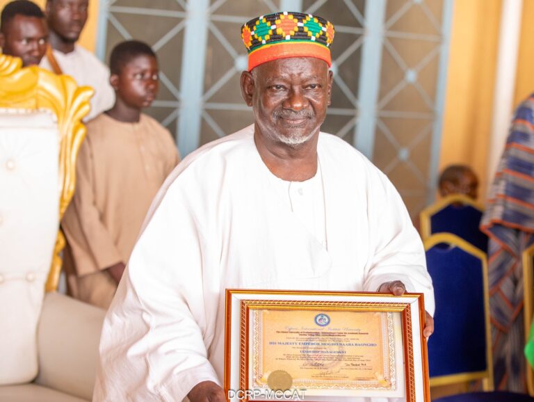 Distinction : le Moogho Naaba Baongo élevé au rang de Docteur Honoris Causa de l&rsquo;Université Cypress International du Texas