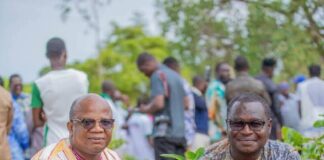 Journée Nationale de l’Arbre : le Ministre en charge de la Culture a planté dans le bosquet de plantes médicinales du Zoundwéogo