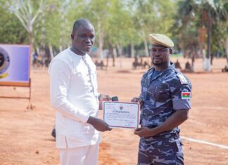 Centre National de Qualification des Sous-officiers de la Gendarmerie : la 27ème promotion des Officiers de Police Judiciaire de la Gendarmerie reçoivent leurs attestations de fin de formation.