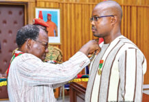 Distinction honorifique: le Premier ministrte élevé à la dignité de grand officier de l’Ordre de l’Etalon