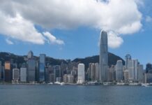 28e anniversaire du retour de Hong Kong dans la mère patrie : Entre intégration réussie et ouverture au monde
