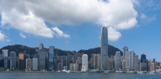 28e anniversaire du retour de Hong Kong dans la mère patrie : Entre intégration réussie et ouverture au monde