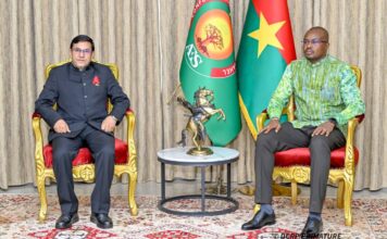 𝐂𝐨𝐨𝐩𝐞́𝐫𝐚𝐭𝐢𝐨𝐧 𝐈𝐧𝐝𝐞–𝐁𝐮𝐫𝐤𝐢𝐧𝐚 𝐅𝐚𝐬𝐨: L’𝐚𝐦𝐛𝐚𝐬𝐬𝐚𝐝𝐞𝐮𝐫 𝐎𝐦 𝐏𝐫𝐚𝐤𝐚𝐬𝐡 𝐌𝐞𝐞𝐧𝐚 𝐫𝐞𝐜̧𝐮 𝐚̀ 𝐥𝐚 𝐏𝐫𝐢𝐦𝐚𝐭𝐮𝐫𝐞