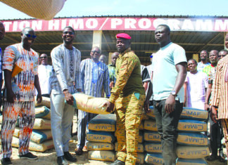 Tenkodogo: ‘’La Sorbonne’’ fait don de 3 tonnes de ciment à Faso Mêbo