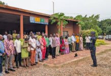 Montée mensuelle des couleurs : Le MCCAT aux côtés du personnel de l’Agence Burkinabè de la Cinématographie et de l’Audiovisuel