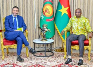 𝐂𝐨𝐨𝐩é𝐫𝐚𝐭𝐢𝐨𝐧 𝐛𝐢𝐥𝐚𝐭𝐞́𝐫𝐚𝐥𝐞 : 𝐥’𝐀𝐦𝐛𝐚𝐬𝐬𝐚𝐝𝐞𝐮𝐫 𝐝𝐞 𝐥’𝐔𝐧𝐢𝐨𝐧 𝐞𝐮𝐫𝐨𝐩𝐞́𝐞𝐧𝐧𝐞 𝐟𝐚𝐢𝐭 𝐬𝐞𝐬 𝐚𝐝𝐢𝐞𝐮𝐱 𝐚𝐮 𝐏𝐫𝐞𝐦𝐢𝐞𝐫 𝐦𝐢𝐧𝐢𝐬𝐭𝐫𝐞