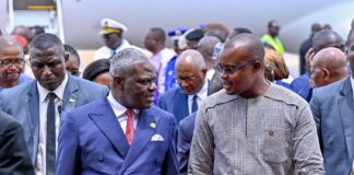 𝐃𝐢𝐩𝐥𝐨𝐦𝐚𝐭𝐢𝐞: 𝐥𝐞 𝐏𝐫𝐞𝐦𝐢𝐞𝐫 𝐦𝐢𝐧𝐢𝐬𝐭𝐫𝐞 𝐜𝐨𝐧𝐠𝐨𝐥𝐚𝐢𝐬 𝐞𝐧 𝐯𝐢𝐬𝐢𝐭𝐞 𝐚𝐮 𝐁𝐮𝐫𝐤𝐢𝐧𝐚 𝐅𝐚𝐬𝐨