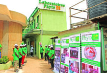 Souveraineté sanitaire du Burkina Faso :Dr Kargougou au laboratoire Phytofla et à la distillerie de la SN-SOSUCO