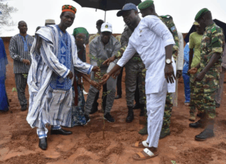 Reboisement civilo-militaire: 500 arbres nutritifs plantés au lycée Wend-Puiré de Saaba