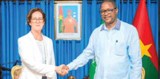 Agence italienne pour la coopération et le développement: le chef de la diplomatie burkinabè échange avec la nouvelle directrice