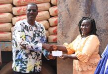 Faso Mêbo Moussa Zamtako offre 40 tonnes de ciment