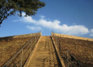 Réhabilitation du théâtre populaire Désiré Bonongo et de l’aménagement de ses abords: le concours d’architecture lancé