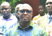 Concours direct session 2025: le ministre Mathias Traoré s’assure du processus de scannage et de correction des copies