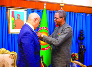 Coopération Burkina Faso-Egypte: l’ambassadeur Shérif Abdel Kader Abdel Latif Nada fait Officier de l’Ordre de l’Etalon