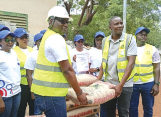 Initiative Faso Mêbo: Coris Bourse apporte sa contribution de 50 tonnes de ciment