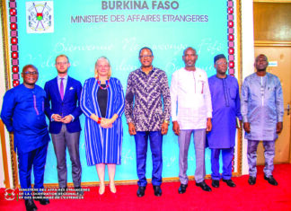 Coopération bilatérale: deux ambassadeurs en fin de mission font leurs adieux au chef de la diplomatie burkinabè