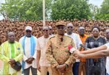 Visite de personnalités au Camp vacances Faso Mêbo: le ministre Dingara encourage les campeurs