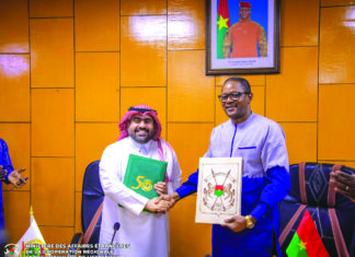 Renforcement de la coopération Burkina Faso-OCI: deux accords signés dans le domaine humanitaire