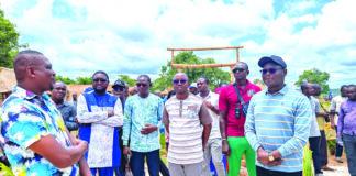 Projet de développement intégré de Samendeni : le ministre Gilbert Ouédraogo visite les infrastructures hôtelières et loisirs en construction