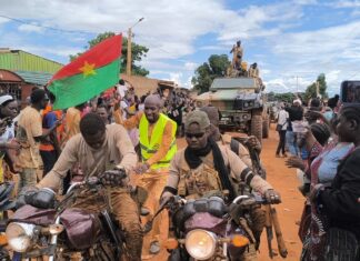 Après 6 mois au front, des soldats de retour de la zone de Mangodara accueillis en héros à Banfora