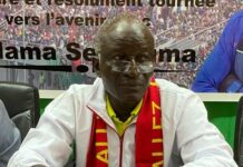 Union nationale des supporters des Etalons: Le lieutenant Adama Sessouma officialise sa candidature