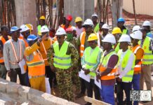 Construction d’un amphithéâtre à l’IBAM et d’un Centre médical communal à Gampèla : le Ministre, Directeur de Cabinet du Président du Faso maintient la pression sur les entreprises