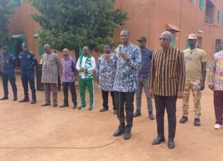 Immersion patriotique obligatoire 2025: le ministre Roger Baro invite les bénéficiaires à être des modèles