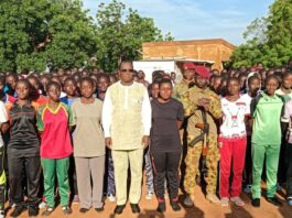 Immersion patriotique au centre du lycée Wend-puiré de Saaba: le ministre Adjima Thiombiano galvanise les pensionnaires