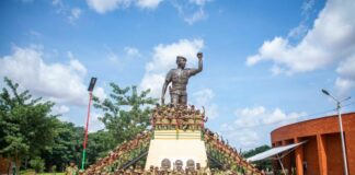 2e vague du Camp vacances Faso Mêbo: Les Campeurs à la découverte de l’aéroport de Ouagadougou, de la base aérienne et du Mémorial Thomas-SANKARA