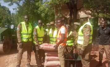Initiative présidentielle Faso Mêbo: les VDP du Kénédougou donnent 10 tonnes de ciment