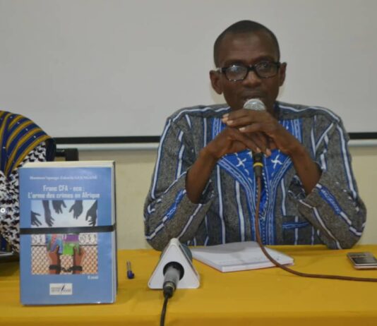 Littérature: Zakaria Guengané présente « Franc CFA-Eco : l’arme des crimes en Afrique »
