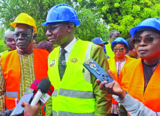 Initiative présidentielle « Faso Mêbo »: les chefs de circonscriptions administratives apportent plus de 8 millions FCFA