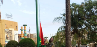 20 ans de la 5e promotion de la Police municipale: montée des couleurs et dons de matériel pour marquer l’évènement