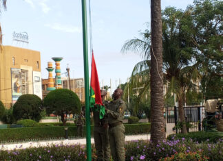 20 ans de la 5e promotion de la Police municipale: montée des couleurs et dons de matériel pour marquer l’évènement