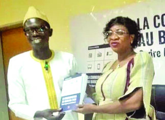 Secteur de la communication au Burkina Faso: Abdoulazize Bamogo présente son ouvrage sur le cadre légal et institutionnel