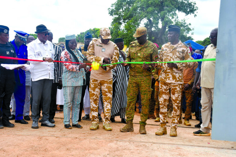 Sécurité publique: le ministre Mahamadou inaugure un camp CRS à Boromo