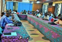 Conseil supérieur de la communication: journalistes et leaders communautaires se familiarisent avec les budgets de la défense et de la sécurité