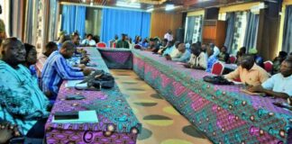 Conseil supérieur de la communication: journalistes et leaders communautaires se familiarisent avec les budgets de la défense et de la sécurité