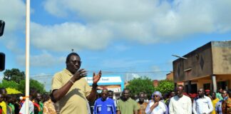 Immersion patriotique obligatoire: une délégation gouvernementale sur des sites à Bobo-Dioulasso