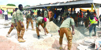 Initiative présidentielle Faso Mêbo: le BIR7 et les taximen en renfort avec du granite