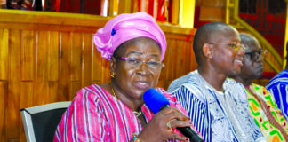 Littérature: Dr Mamounata Belem dédicace son livre « Dieu, fidèle, à mes côtés »