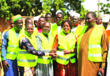 Faso Mêbo/Koulsé: l’opérateur économique Marou Koom offre du matériel