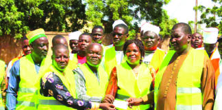 Faso Mêbo/Koulsé: l’opérateur économique Marou Koom offre du matériel