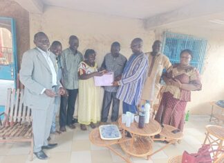 Hommage à un instituteur: 45 ans après, d’anciens élèves retrouvent leur maître de CP1