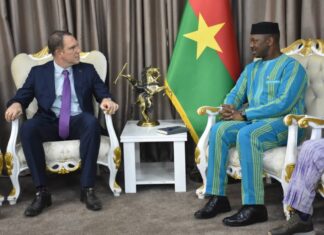 Coopération Burkina/Pays-Bas: le nouvel ambassadeur chez le président de l’ALT