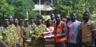 Initiative prĂ©sidentielle Faso MĂȘbo: les encadreurs du camp vacances Faso MĂȘbo apportent leur soutien